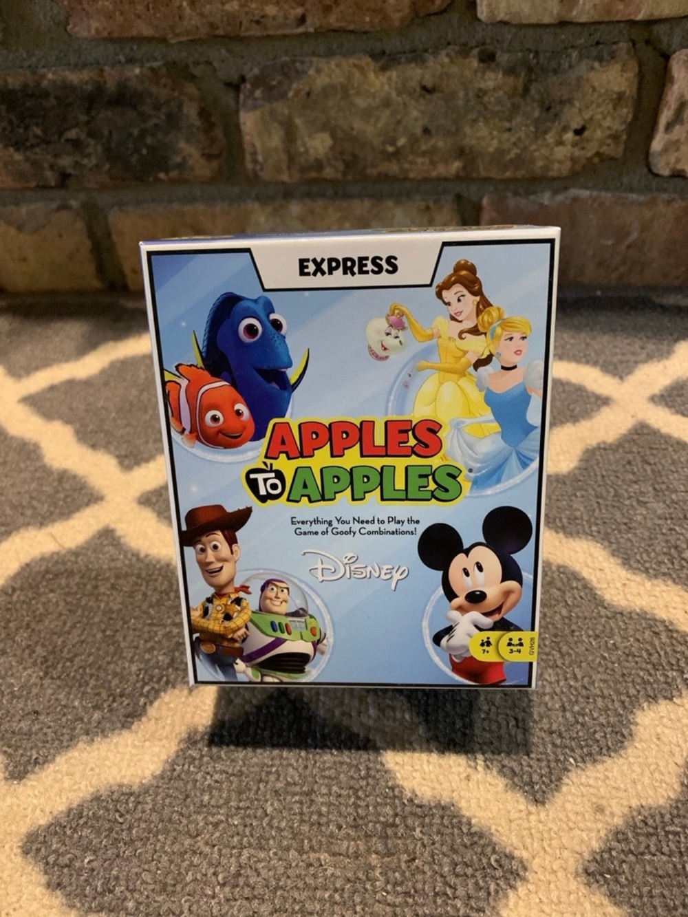 Disney Apples to Apples Express Card Game NIB